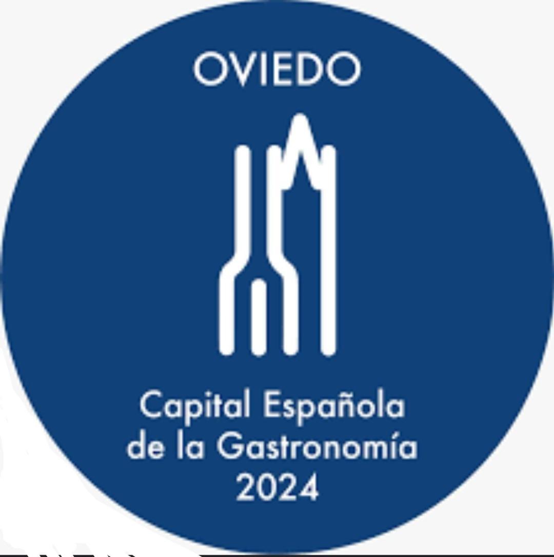 Alojamiento Oviedo 2 Con Parking Exterior foto